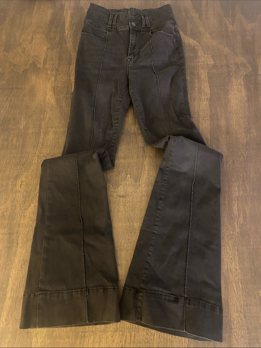 Frame High Rise Women's Black Flared Seam-Detail Jeans